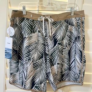 Men's Vuori "Cruise Boardshorts". New with tags.